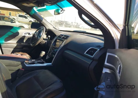 2014 Ford Explorer Sport z USA, uszkodzony, nr VIN 1FM5K8GT5EGB83890